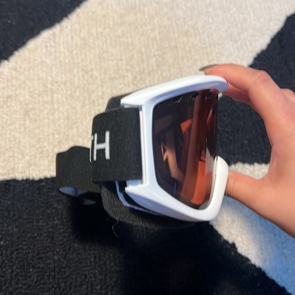 Smith Snow Goggles - Picture 2 of 3